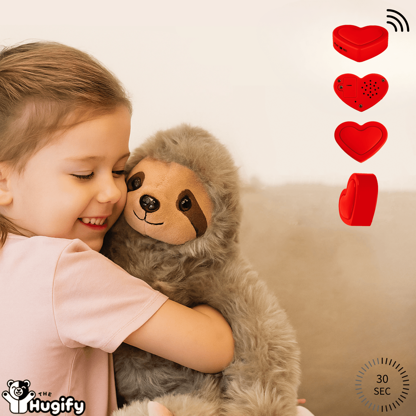 Kind knuffelt zachte knuffel met persoonlijke stemopname | The Hugify
